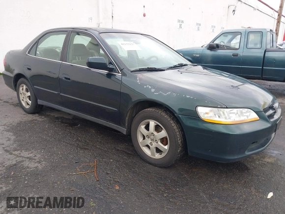 2000 Honda Accord SE с VIN 1HGCG5675YA068067, выставлен на аукционе IAAI как лот 41133127 с пробегом 284 335 миль миль и . История ставок и продаж доступна на DreamBid. Изображение 1.