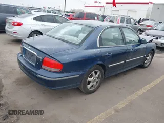 2005 Hyundai Sonata GLS with VIN KMHWF35H25A196397, listed as a IAAI auction lot 41734750 with 199,890 mi miles. Bid and sale history available at carsss.com. Image 4.