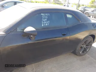 2023 Dodge Challenger GT z VIN 2C3CDZJG2PH610641, wystawiony jako IAAI lot #42052150 z przebiegiem 11 413 mil mil oraz . Historia ofert i sprzedaży dostępna na DreamBid. Obrazek 14.