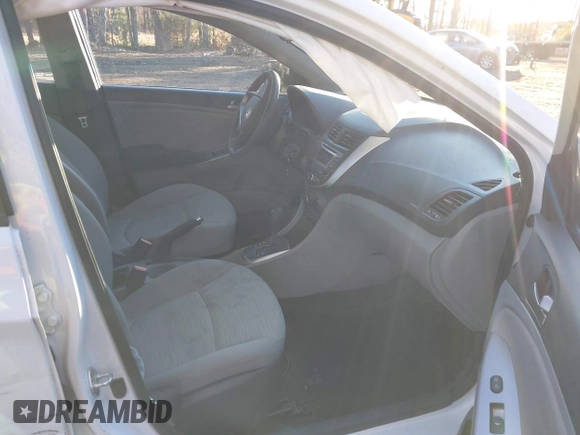 2016 Hyundai Accent SE with VIN KMHCT5AE9GU290829, listed as a IAAI auction lot 41209115 with 27,998 mi miles. Bid and sale history available at carsss.com. Image 5.