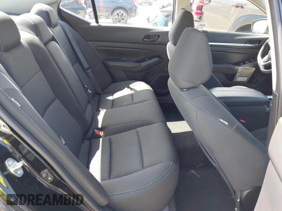 2023 Nissan Altima SV z VIN 1N4BL4DV2PN348799, wystawiony jako IAAI lot #42361675 z przebiegiem 54 285 mil mil oraz . Historia ofert i sprzedaży dostępna na DreamBid. Obrazek 8.