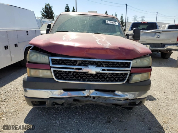 2006 Chevrolet Silverado 3500 SRW Wrk Trk with VIN 1GCHK33D66F243668, listed as a Copart auction lot 67042944 with 503,368 mi miles and Salvage Title. Bid and sale history available at carsss.com. Image 5.
