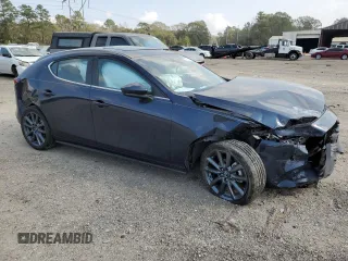 2022 Mazda Mazda3 Hatchback Preferred with VIN JM1BPALL3N1510182, listed as a Copart auction lot 70584142 with 16,976 mi miles. Bid and sale history available at carsss.com. Image 4.