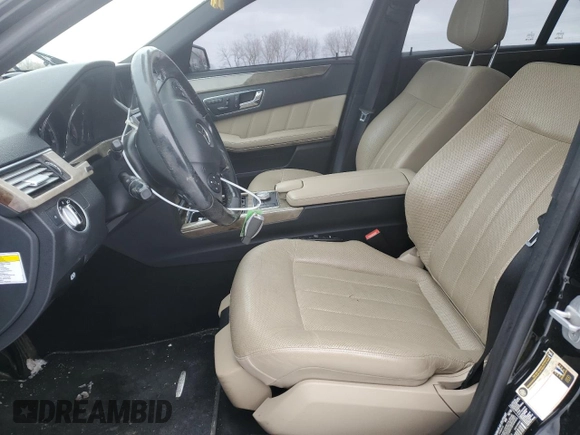 2011 Mercedes-Benz E 550 Luxury with VIN WDDHF9AB9BA351076, listed as a Copart auction lot 46124315 with 100,851 mi miles and Clean title. Bid and sale history available at DreamBid. Image 7.
