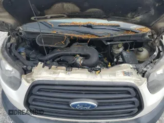 2017 Ford Transit z VIN 1FTYR2CM1HKB02605, wystawiony jako Copart lot #59355545 z przebiegiem Nie podano mil oraz Szkoda całkowita • Salvage title. Historia ofert i sprzedaży dostępna na DreamBid. Obrazek 12.