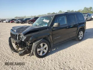 2015 Jeep Patriot Latitude with VIN 1C4NJPFB4FD298011, listed as a Copart auction lot 52152845 with 95,101 mi miles and Salvage Title. Bid and sale history available at DreamBid. Image 1.