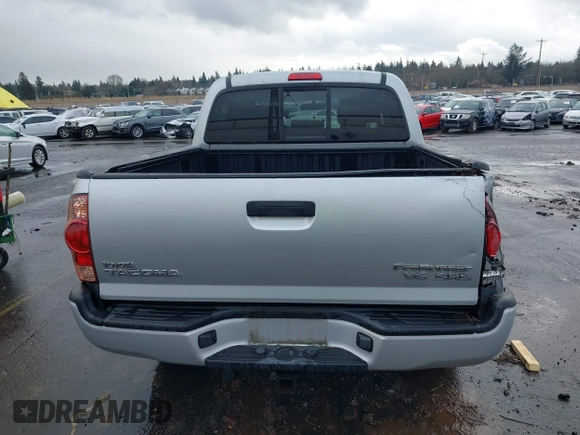 2008 Toyota Tacoma PreRunner with VIN 5TEJU62N88Z517191, listed as a IAAI auction lot 41515565 with 106,699 mi miles. Bid and sale history available at carsss.com. Image 17.
