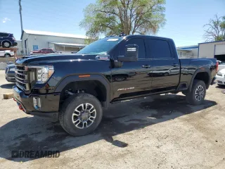 2023 GMC Sierra 2500HD AT4 z VIN 1GT49PEYXPF215469, wystawiony jako Copart lot #54846565 z przebiegiem 36 032 mil mil oraz Szkoda całkowita • Salvage title. Historia ofert i sprzedaży dostępna na DreamBid. Obrazek 1.