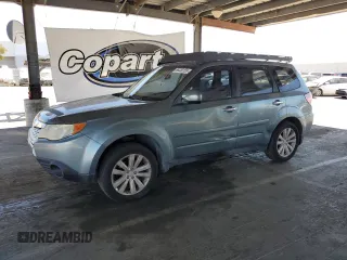 2009 Subaru Forester X with VIN JF2SH63669H777254, listed as a Copart auction lot 66330155 with 180,271 mi miles and Clean title. Bid and sale history available at DreamBid. Image 1.