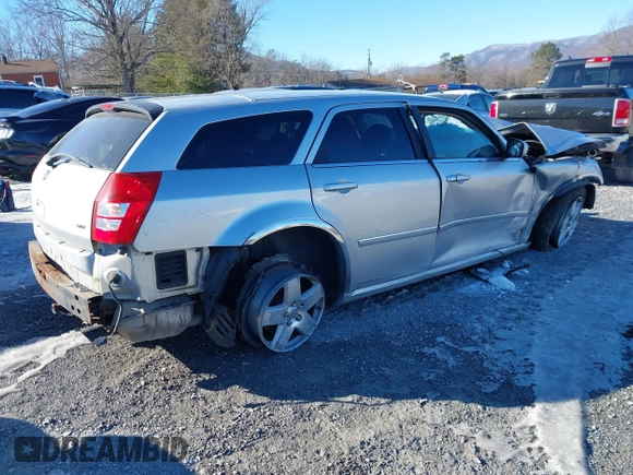 2006 Dodge Magnum SXT with VIN 2D4GZ47V36H423112, listed as a IAAI auction lot 41292273 with Not Provided miles and . Bid and sale history available at DreamBid. Image 4.