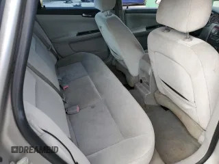 2006 Chevrolet Impala LS z VIN 2G1WB58K769173206, wystawiony jako Copart lot #85303964 z przebiegiem 278 620 mil mil oraz Czysty tytuł • Clean title. Historia ofert i sprzedaży dostępna na DreamBid. Obrazek 10.
