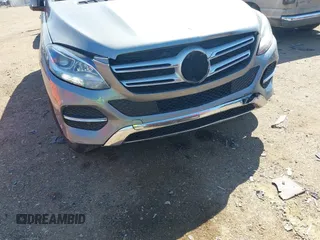2016 Mercedes-Benz GLE 350 с VIN 4JGDA5JB5GA775910, выставлен на аукционе IAAI как лот 41762737 с пробегом 165 933 миль миль и . История ставок и продаж доступна на DreamBid. Изображение 6.
