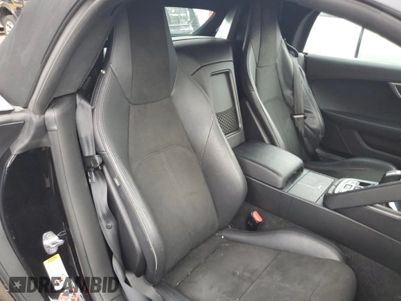 2019 Jaguar F-Type with VIN SAJDD5EV6KCK62454, listed as a Copart auction lot 70392324 with Not Provided miles and Salvage Title. Bid and sale history available at DreamBid. Image 10.