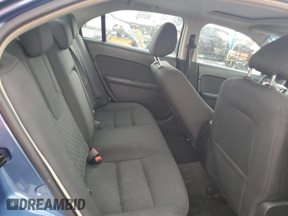 2010 Ford Fusion SE с VIN 3FAHP0HA8AR247611, выставлен на аукционе Copart как лот 62086875 с пробегом 186 109 миль миль и На запчасти • Non repairable. История ставок и продаж доступна на DreamBid. Изображение 10.