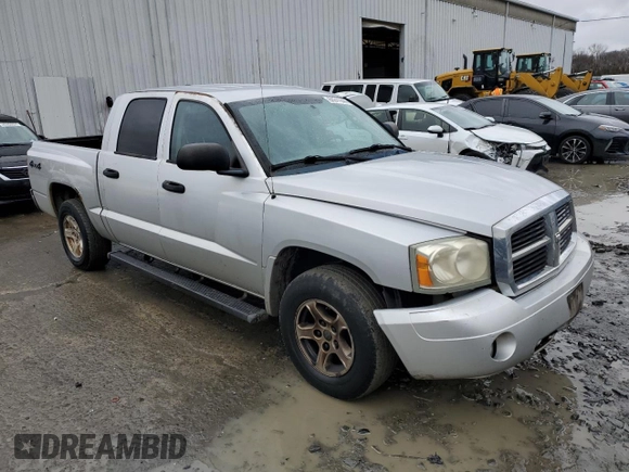 2007 Dodge Dakota SLT with VIN 1D7HW48K37S119907, listed as a Copart auction lot 84241844 with 205,967 mi miles and Clean Title. Bid and sale history available at carsss.com. Image 4.