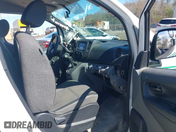2018 Chevrolet City Express Cargo LS with VIN 3N63M0YN6JK691219, listed as a IAAI auction lot 42011258 with 117,531 mi miles and . Bid and sale history available at DreamBid. Image 5.