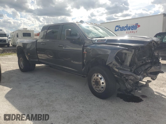 2019 Ram 3500 Big Horn with VIN 3C63RRLL1KG580703, listed as a Copart auction lot 46757555 with 122,863 mi miles and Salvage Title. Bid and sale history available at carsss.com. Image 4.