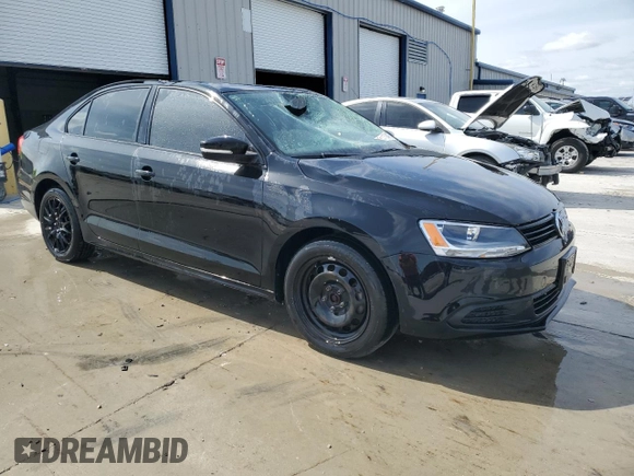 2014 Volkswagen Jetta Sedan SE with VIN 3VWD17AJ8EM392001, listed as a Copart auction lot 51124475 with 131,766 mi miles and Salvage Title. Bid and sale history available at carsss.com. Image 4.