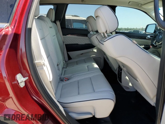 2018 Jeep Grand Cherokee Summit with VIN 1C4RJEJG2JC205073, listed as a Copart auction lot 52684975 with 29,655 mi miles and Salvage title. Bid and sale history available at DreamBid. Image 11.