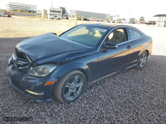 2015 Mercedes-Benz C-Class C 250 with VIN WDDGJ4HB9FG399036, listed as a Copart auction lot 84551464 with 112,503 mi miles and Salvage Title. Bid and sale history available at carsss.com. Image 1.