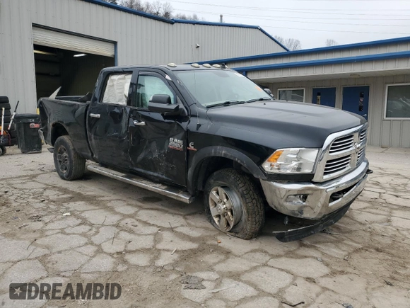 2015 Ram 2500 Big Horn z VIN 3C6UR5DL2FG569002, wystawiony jako Copart lot #43965245 z przebiegiem 147 592 mil mil oraz Szkoda całkowita • Salvage title. Historia ofert i sprzedaży dostępna na DreamBid. Obrazek 4.