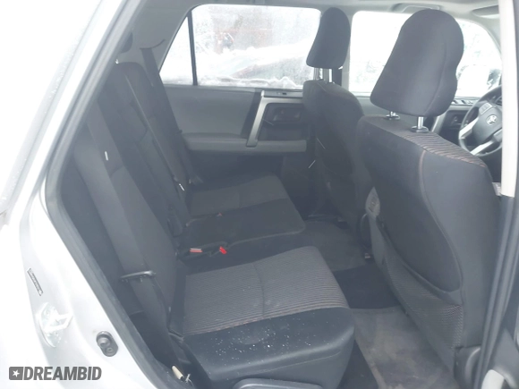 2011 Toyota 4Runner Trail with VIN JTEBU5JR1B5048874, listed as a IAAI auction lot 41332806 with 123,409 mi miles. Bid and sale history available at carsss.com. Image 8.