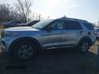 2020 Ford Explorer XLT with VIN 1FMSK8DH5LGB08459, listed as a IAAI auction lot 41801390 with 156,298 mi miles. Bid and sale history available at carsss.com. Image 14.