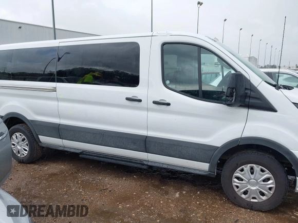 2023 Ford Transit Passenger XL with VIN 1FBAX2YG2PKA91028, listed as a IAAI auction lot 42106198 with 52,874 mi miles. Bid and sale history available at carsss.com. Image 13.