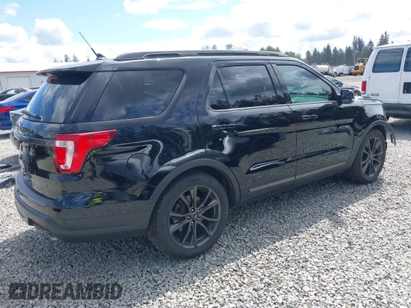 2018 Ford Explorer XLT z VIN 1FM5K7D88JGB30296, wystawiony jako IAAI lot #42323454 z przebiegiem 94 848 mil mil oraz . Historia ofert i sprzedaży dostępna na DreamBid. Obrazek 4.