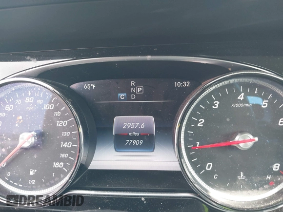 2017 Mercedes-Benz E 300 Luxury with VIN WDDZF4KB1HA128626, listed as a IAAI auction lot 42063402 with 77,909 mi miles and . Bid and sale history available at DreamBid. Image 7.