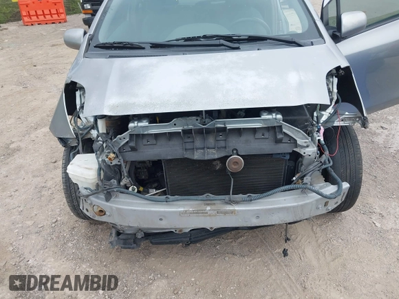 2007 Toyota Yaris с VIN JTDJT923375083749, выставлен на аукционе IAAI как лот 42070362 с пробегом 189 847 миль миль и . История ставок и продаж доступна на DreamBid. Изображение 6.