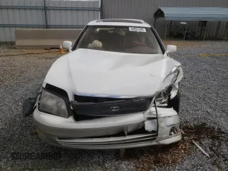 1999 Lexus LS 400 z VIN JT8BH28F3X0157116, wystawiony jako Copart lot #54922395 z przebiegiem 355 269 mil mil oraz Szkoda całkowita • Salvage title. Historia ofert i sprzedaży dostępna na DreamBid. Obrazek 5.