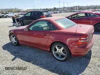 2002 Mercedes-Benz SLK 320 z VIN WDBKK65F62F265927, wystawiony jako Copart lot #49832295 z przebiegiem 64 490 mil mil oraz Czysty tytuł • Clean title. Historia ofert i sprzedaży dostępna na DreamBid. Obrazek 2.