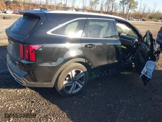 2023 Kia Sorento Hybrid EX with VIN KNDRHDLGXP5202048, listed as a IAAI auction lot 41124840 with 25,706 mi miles. Bid and sale history available at carsss.com. Image 4.