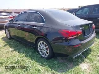2019 Mercedes-Benz A 220 с VIN WDD3G4EB2KW002509, выставлен на аукционе IAAI как лот 41923586 с пробегом Не указан миль и . История ставок и продаж доступна на DreamBid. Изображение 3.
