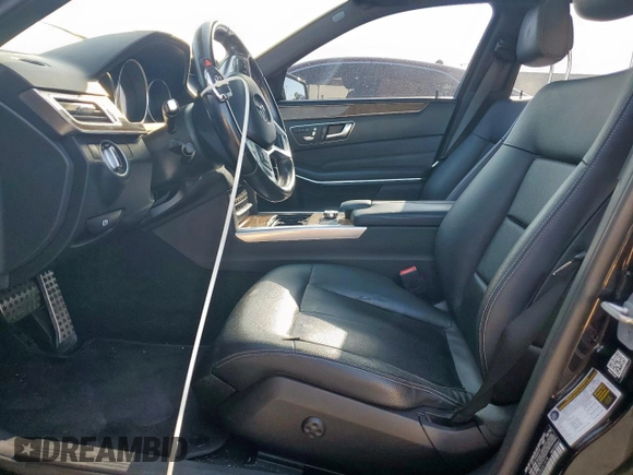 2014 Mercedes-Benz E 350 Luxury with VIN WDDHF8JB5EB041578, listed as a Copart auction lot 61388795 with 138,137 mi miles and Clean title. Bid and sale history available at DreamBid. Image 7.