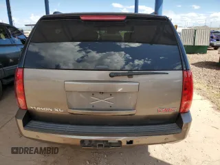 2013 GMC Yukon XL SLT with VIN 1GKS1KE09DR305240, listed as a Copart auction lot 53143565 with 210,872 mi miles and Salvage Title. Bid and sale history available at DreamBid. Image 6.