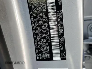 2024 Toyota Prius LE z VIN JTDACAAU2R3031040, wystawiony jako Copart lot #57495285 z przebiegiem 5743 mil mil oraz Szkoda całkowita • Salvage title. Historia ofert i sprzedaży dostępna na DreamBid. Obrazek 12.