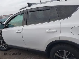 2018 Toyota RAV4 XLE with VIN 2T3WFREV5JW514361, listed as a IAAI auction lot 41286773 with 88,099 mi miles. Bid and sale history available at carsss.com. Image 14.