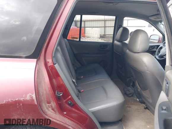 2002 Hyundai Santa Fe GLS z VIN KM8SC13D32U230286, wystawiony jako IAAI lot #41698433 z przebiegiem 151 183 mil mil oraz . Historia ofert i sprzedaży dostępna na DreamBid. Obrazek 8.
