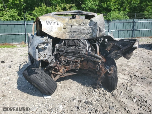 2010 Chevrolet Avalanche LTZ with VIN 3GNVKGE01AG291940, listed as a Copart auction lot 57617474 with 0 mi miles and Salvage Title. Bid and sale history available at carsss.com. Image 5.
