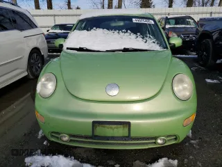 2003 Volkswagen New Beetle Coupe GLS with VIN 3VWCD21CX3M433037, listed as a Copart auction lot 44025405 with 163,718 mi miles and Clean Title. Bid and sale history available at carsss.com. Image 5.