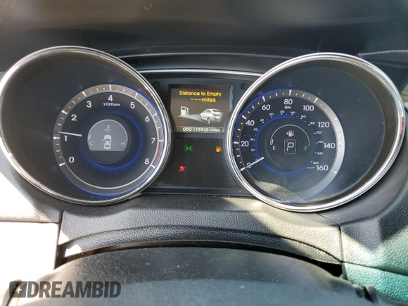 2014 Hyundai Sonata Limited with VIN 5NPEC4AB2EH905757, listed as a Copart auction lot 50533495 with 173,930 mi miles and Salvage Title. Bid and sale history available at DreamBid. Image 9.