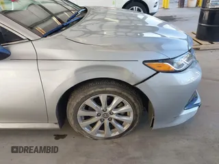 2020 Toyota Camry LE with VIN 4T1C11AKXLU381686, listed as a IAAI auction lot 42013767 with 32,603 mi miles. Bid and sale history available at carsss.com. Image 6.