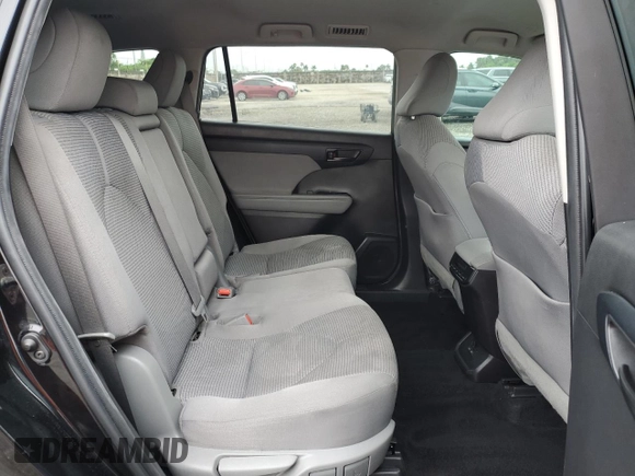 2022 Toyota Highlander LE z VIN 5TDBZRBH2NS181130, wystawiony jako Copart lot #51439145 z przebiegiem 80 927 mil mil oraz Czysty tytuł • Clean title. Historia ofert i sprzedaży dostępna na DreamBid. Obrazek 11.