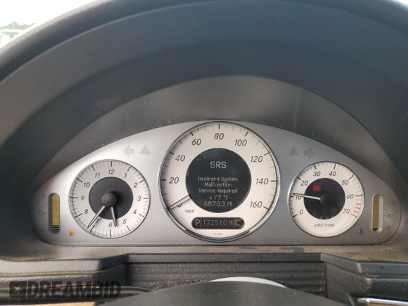 2008 Mercedes-Benz E 350 Luxury with VIN WDBUF87X88B325897, listed as a Copart auction lot 60238175 with 172,510 mi miles and Salvage title. Bid and sale history available at DreamBid. Image 9.