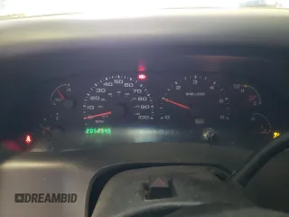 2002 Ford F-250 XL with VIN 1FTNW20S72EB45107, listed as a Copart auction lot 69238304 with 205,294 mi miles and Salvage Title. Bid and sale history available at DreamBid. Image 9.