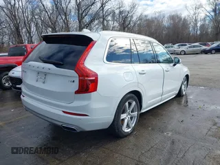 2021 Volvo XC90 Momentum with VIN YV4A221K0M1711124, listed as a IAAI auction lot 41017835 with 35,931 mi miles. Bid and sale history available at carsss.com. Image 4.