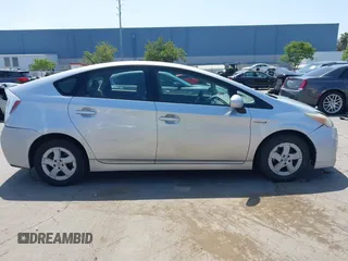 2011 Toyota Prius I z VIN JTDKN3DUXB5331344, wystawiony jako IAAI lot #42021340 z przebiegiem 330 635 mil mil oraz . Historia ofert i sprzedaży dostępna na DreamBid. Obrazek 13.