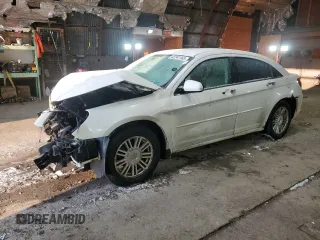 2007 Chrysler Sebring Limited z VIN 1C3LC66KX7N591116, wystawiony jako Copart lot #42241165 z przebiegiem 144 267 mil mil oraz Szkody całkowita. Historia ofert i sprzedaży dostępna na DreamBid. Obrazek 1.
